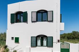 Kolymbari Cabin | Traditional Seaside Cottage - Chania