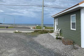 Rocky Harbour Cabin | Copper Top Cottage with Ocean view