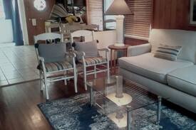 Bacliff Cabin | Kemah Cottages on Walsh-Hospitality House