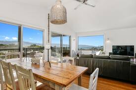 Marengo House | BUENA VISTA MARENGO - family home, views, WIFI