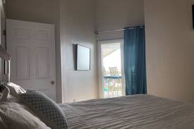 Seven Mile Beach Apartment | Seven Mile Beach Condo - Cayman Reef Resort #29