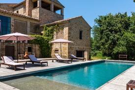Anghiari House | Rustic Apartment in Anghiari with Private Terrace