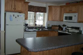 North Conway House | North Conway Townhouse at Cedar Creek! A/C, Pool!