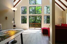 Romney Cabin | Treetop Haven - secluded mountainside hideaway
