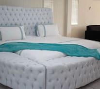 Greater Johannesburg Metropolitan Area Bed & Breakfast | Alicats Place Executive Lodge and Conference