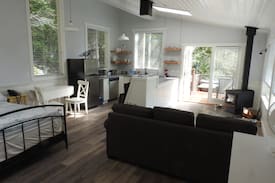 Lund House | Finn Bay Farm Retreat - Blue Jay Cottage