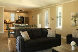 College Station Cabin | Cottagewood: The Gloucester
