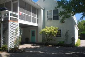 Minot House | 2 Bedroom Carriage House in Minot Beach, Scituate