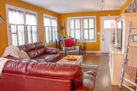 Hermann House | French Hill- Amazing location with the best views!