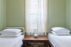 Semaphore House | Rose by the Sea Beach Stay, Adelaide, sleeps 8+ .