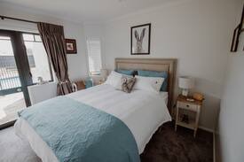 Ohaupo Bed & Breakfast | The Happy Hare - Tally Ho Room