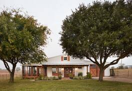 Moody House | FIXER UPPER Season 5 - All American Farmhouse