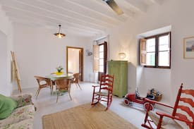 Sineu House | Cals Menescals - Casa de pueblo con piscina y wifi