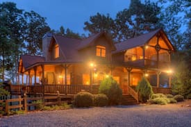 Ellijay Cabin | Tukanu | Ellijay, GA