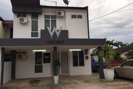 Taman Mewah House | W Kuantan Double Room H