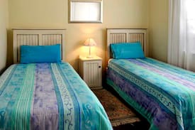 Franschhoek Cabin | Happy Valley Guest Cottages: Matopi