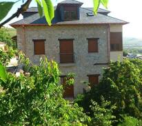 Corullon Cabin | Casa rural de piedra en Corullón