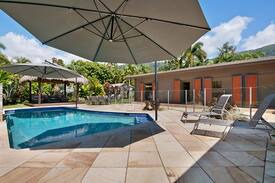 Palm Cove House | The Last Resort - Luxury Holiday House