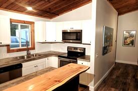 Stowe Area Apartment | Griffin Country Lodge