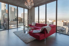 Downtown Los Angeles Apartment | URBAN DOWNTOWN LA FLOOR TO CEILING PENTHOUSE
