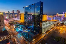 Las Vegas Apartment | Luxury Stripview PentHouse Balcony Studio Suite