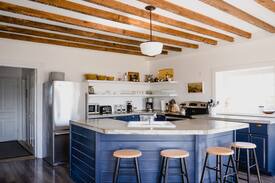 Carrying Place House | Babcock-Hubbs House in Prince Edward County