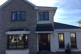 Rosslare House | South Bay, Rosslare Strand, Co. Wexford, 5 Bedroom House, 3 Double Bedrooms and 2 Single Bedrooms