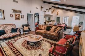 Athens House | Private East Texas fishing - Morrow Lake Cabin
