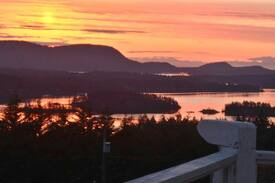 Salt Spring Island House | The Rainbow Ridge