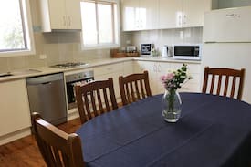 Gunnedah House | "Canna Cottage" - Recently Renovated Beauty