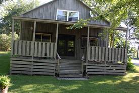 Essa Cabin | River Cottage along the Nottawasaga River