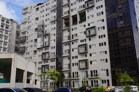 Silang Apartment | Condotel near Tagaytay Rotunda and Acienda Outlet