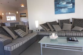 Ruakaka House | Mountfield Heights Holiday Home