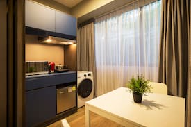 Orchard Apartment | Cozy Premium Studio 2 Mins To Orchard (300 sqft)