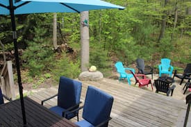 Grand Bend Cabin | Lake Time Cottage - (4 Bdrms in Southcott Pines)