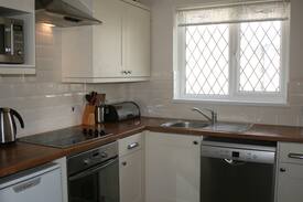 St. Florence Cabin | Saddlers Cottage, Nr Tenby with shared indoor pool
