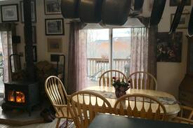 Henniker House | Henniker Heights Chalet overlooking Pats Peak