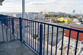 Midtown Ocean City Apartment | Sovereign Sea 406 - Ocean Block Condo (37th St)!