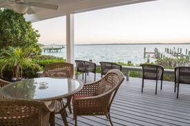 Dunmore Town House | Bay Cottage -Perfect Island Getaway Private Dock