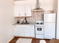 Coquille House | Cozy Tiny House.