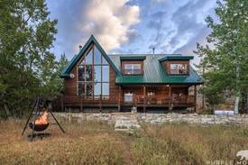 Helper Cabin | Scofield Lakefront Cabin