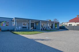 Wynyard Apartment | Villa Zebra - Wynyard / Burnie- Zoo Villas