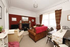 Castle Douglas Apartment | Foxflat 105 King St Castle Douglas