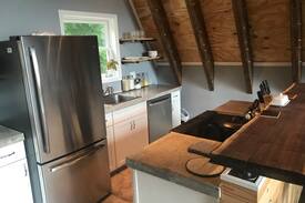 Cobden Villa | Beautiful hillside a-frame