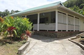 Lower Bay House | The Hummingbird Beach House, Bequia
