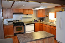 Antes Fort Cabin | Outdoor Vacation Get-Away - The Turkey Lodge