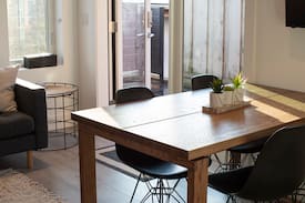 Lower Lonsdale House | New Guest House / Laneway House in North Vancouver