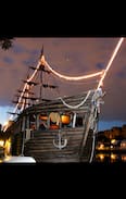 Highland Boat Rental | "Pirate Ship" Modern Live-Aboard Mississippi River