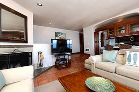 Avalon Apartment | Luxurious Villa w/ Spectacular Views, Fireplace, Romantic Private Balcony - Hamilton Cove Villa 3-19