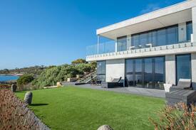 Kirton Point Villa | Shelley Rocks House